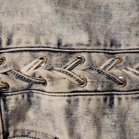 🧿Guess Denim Jacket - Picture 7 of 8